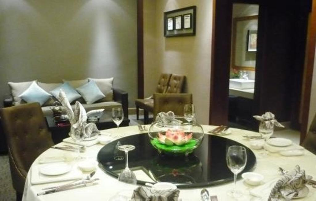 Shunde Oliva Hotel Екстериор снимка